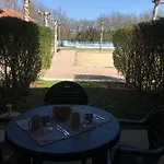 T2 Piscine Lit Double Dans Du Апартаменты *